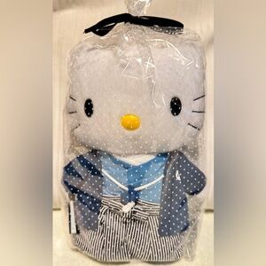Hello Kitty dressed in Kimono